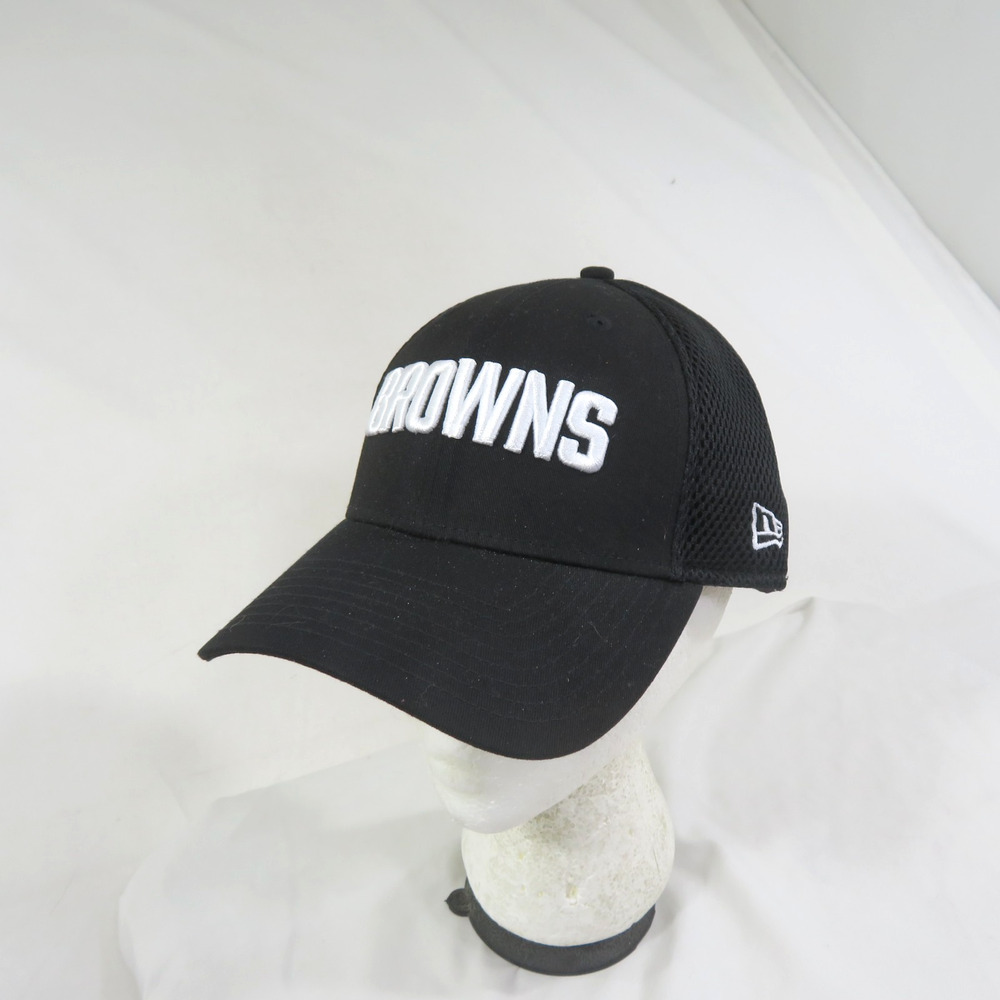 Cleveland Browns NFL Cap Trucker BLACK White New Era 39Thirty Medium/Large NWOT